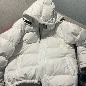 Aritzia Super Puff Original